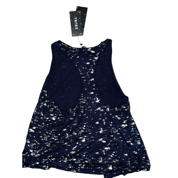 Terez shirt size large - Picture 2 of 7